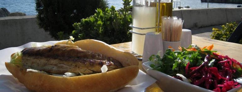 Balık-Ekmek (Fish and Bread)